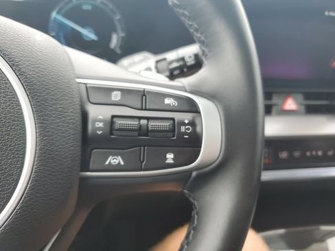 Used 2025 Kia Sportage SX Prestige AWD/4WD image 23