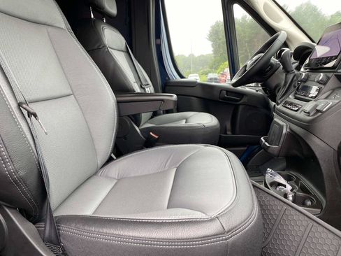 Used 2025 RAM ProMaster 3500 w/ Quick Order Package 22H SLT+ FWD image 23