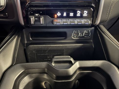 Used 2020 RAM 1500 Limited image 18