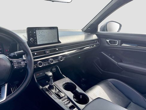 Used 2025 Honda Civic Sport Touring image 25