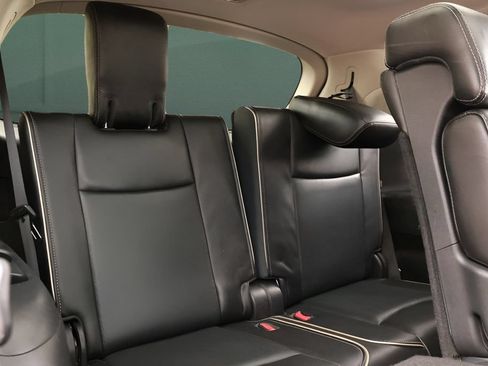 Used 2016 INFINITI QX60 Luxe w/ Deluxe Technology Package AWD/4WD image 29