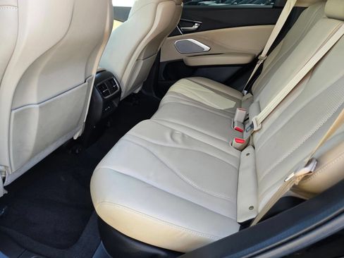 Used 2022 Acura RDX w/ Technology Package FWD image 16