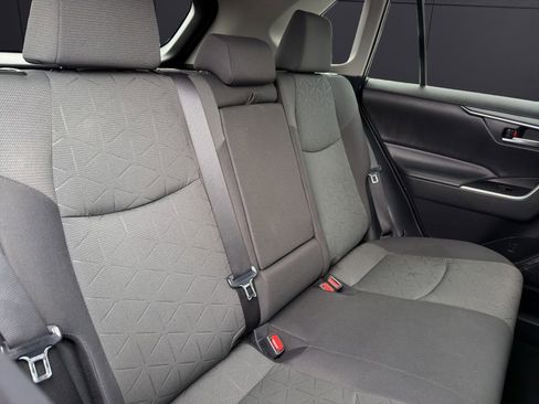Used 2023 Toyota RAV4 XLE image 20