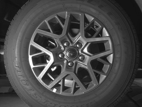 Used 2025 Jeep Wrangler Sahara image 15