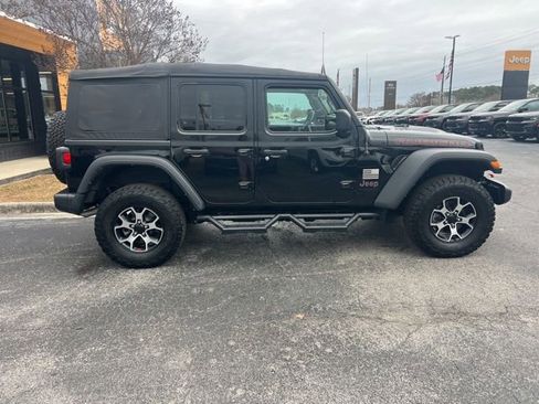 Used 2022 Jeep Wrangler Unlimited Rubicon image 2