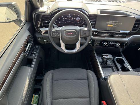 New 2026 GMC Sierra 1500 Elevation w/ LPO, Elevation Black Package RWD image 14