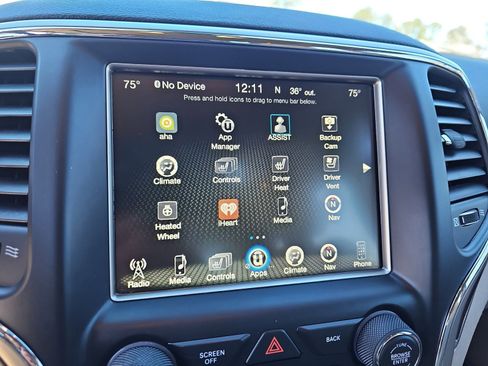 Used 2017 Jeep Grand Cherokee Limited w/ Luxury Group II image 22