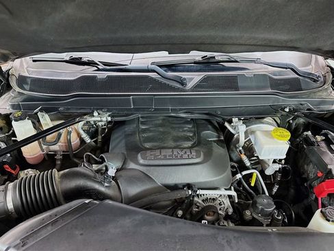 Used 2020 RAM 2500 Laramie image 29