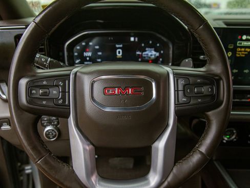 Used 2023 GMC Sierra 1500 SLT w/ SLT Premium Package image 16