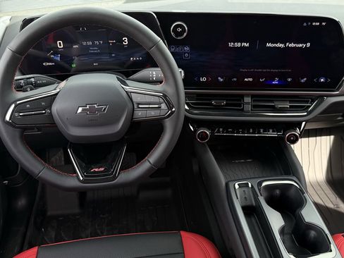 New 2026 Chevrolet Equinox EV RS FWD image 11