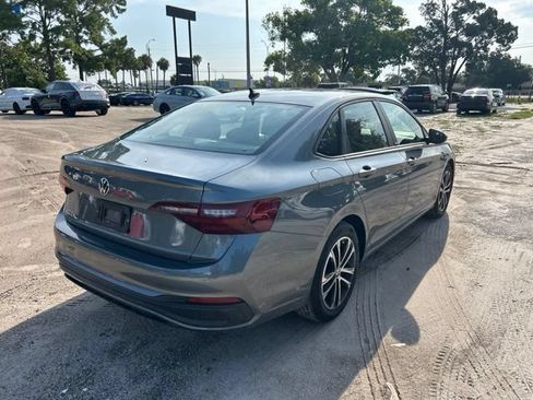 Used 2023 Volkswagen Jetta Sport FWD image 4