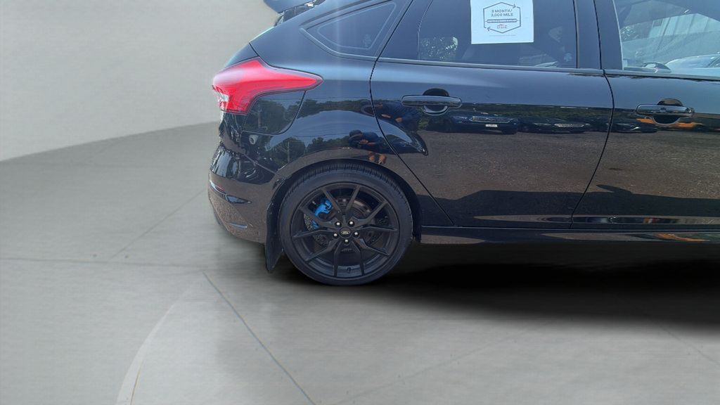 Used 2017 Ford Focus RS AWD/4WD image 30