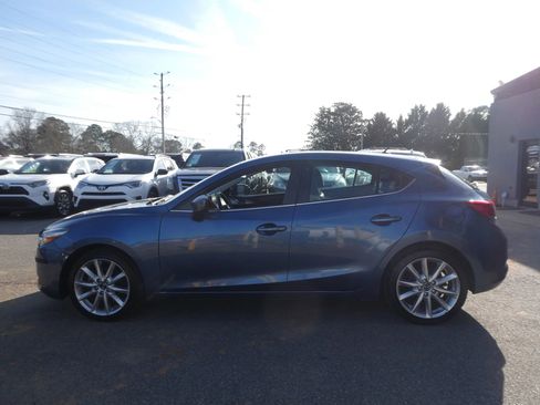 Used 2017 MAZDA MAZDA3 Touring image 9