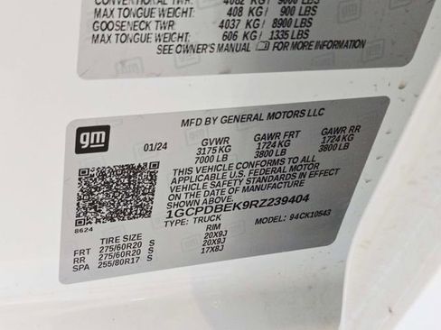 Used 2024 Chevrolet Silverado 1500 Custom w/ Dark Appearance Package image 29