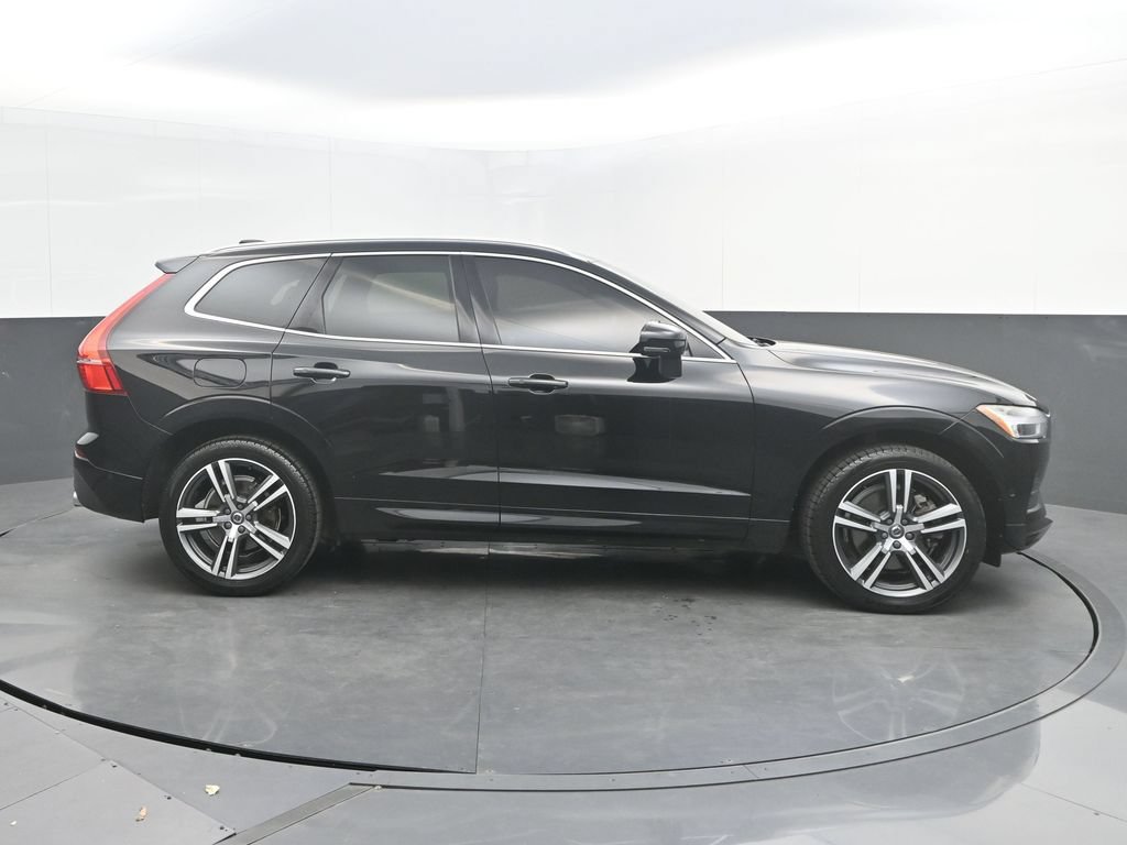 Used 2018 Volvo XC60 T6 Momentum w/ Convenience Package AWD/4WD image 8