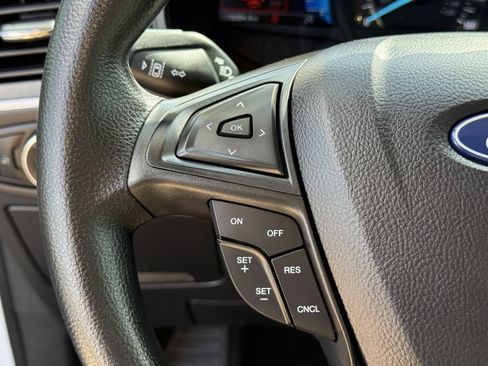 Certified 2024 Ford Edge SE w/ Black Appearance Package AWD/4WD image 29