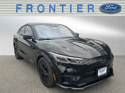 New 2025 Ford Mustang Mach-E GT image 1