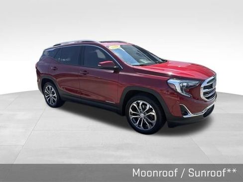 Used 2019 GMC Terrain SLT w/ Preferred Package FWD image 2