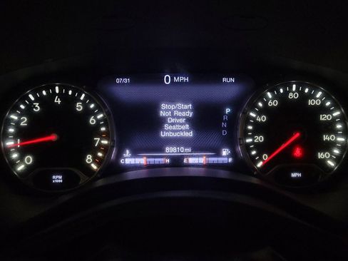 Used 2020 Jeep Renegade Limited w/ UConnect 8.4 Nav Group FWD image 23