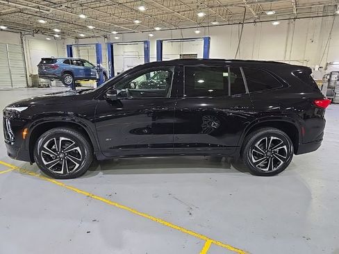 New 2026 Buick Enclave Sport Touring w/ Power Package AWD/4WD image 4
