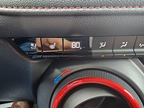 Used 2022 Chevrolet Blazer RS w/ Enhanced Convenience Package image 50