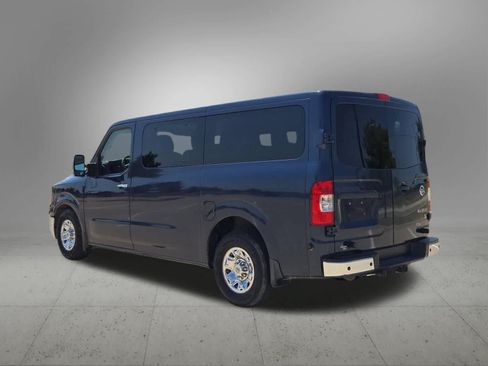 Used 2019 Nissan NV 3500 SL RWD image 4