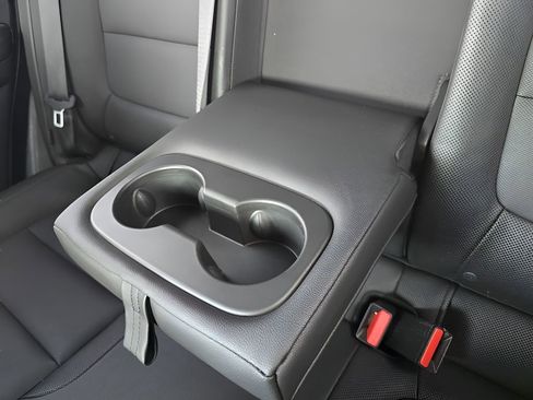 Used 2024 Chevrolet TrailBlazer RS w/ Driver Confidence Package image 26