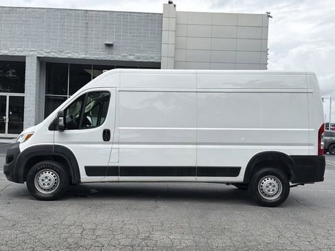 Used 2025 RAM ProMaster 3500 w/ Convenience Group FWD image 2