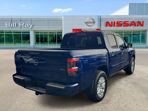 Used 2022 Nissan Frontier SV RWD image 4