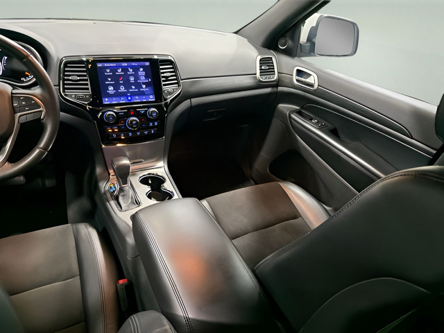 Used 2020 Jeep Grand Cherokee Altitude RWD image 26
