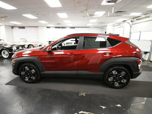 Used 2025 Hyundai Kona SEL FWD image 5