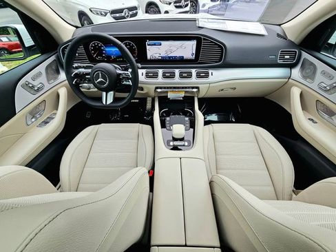 New 2026 Mercedes-Benz GLS 450 4MATIC image 26