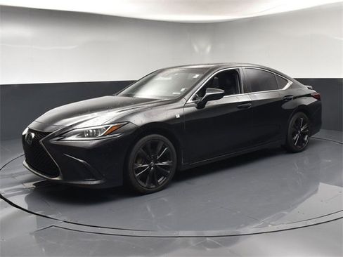 Used 2022 Lexus ES 350 F Sport image 4