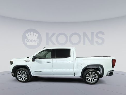 Used 2023 GMC Sierra 1500 SLE image 2