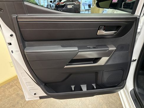 Used 2022 Toyota Tundra SR5 w/ SR5 Premium Package image 22