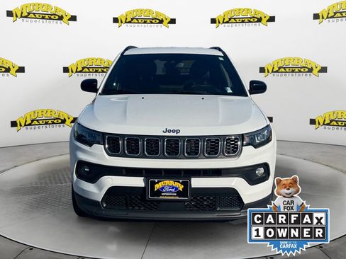 Used 2024 Jeep Compass Latitude AWD/4WD image 9