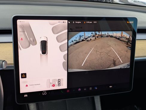 Used 2023 Tesla Model Y Long Range image 19