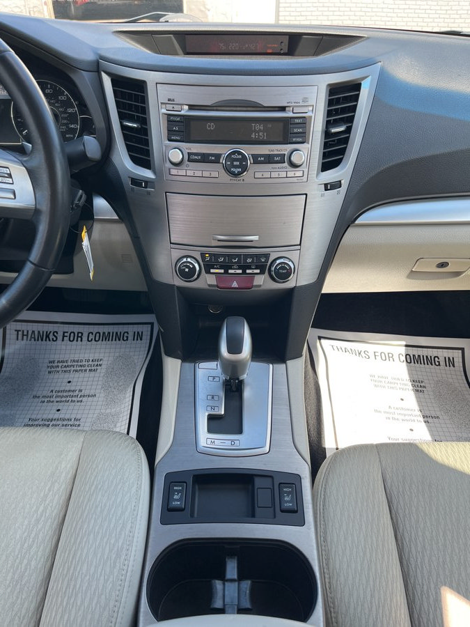 Used 2011 Subaru Legacy 2.5i Premium AWD/4WD image 15