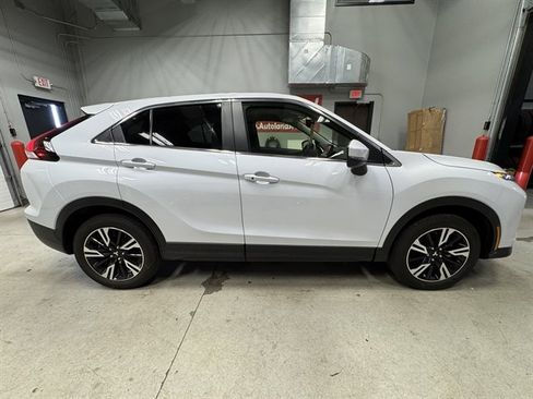 Used 2025 Mitsubishi Eclipse Cross SE AWD/4WD image 8