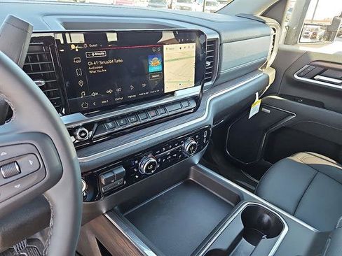 New 2026 GMC Sierra 2500 SLT w/ Texas SLT Premium Package image 17