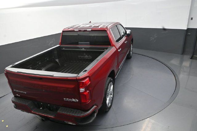 Used 2023 Chevrolet Silverado 1500 High Country w/ High Country Premium Package AWD/4WD image 16
