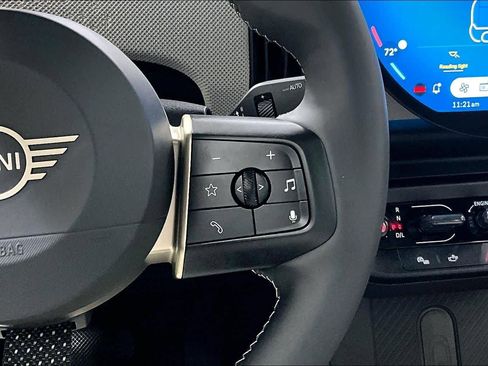 Used 2026 MINI Cooper 2-Door Hardtop image 24