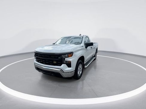 Used 2025 Chevrolet Silverado 1500 W/T RWD image 4