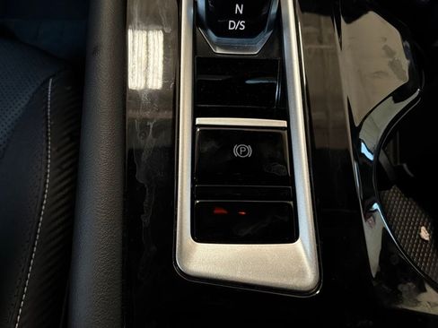 Used 2026 Volkswagen Atlas Cross Sport SE AWD/4WD image 26