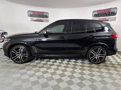 Used 2022 BMW X5 M50i image 8