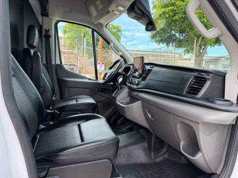 Used 2021 Ford Transit 250 Medium Roof RWD image 13