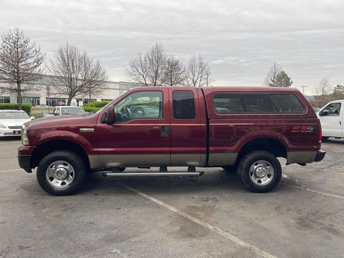Used 2005 Ford F250 XLT AWD/4WD image 5