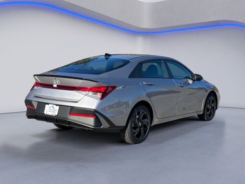 New 2026 Hyundai Elantra Sport FWD image 5