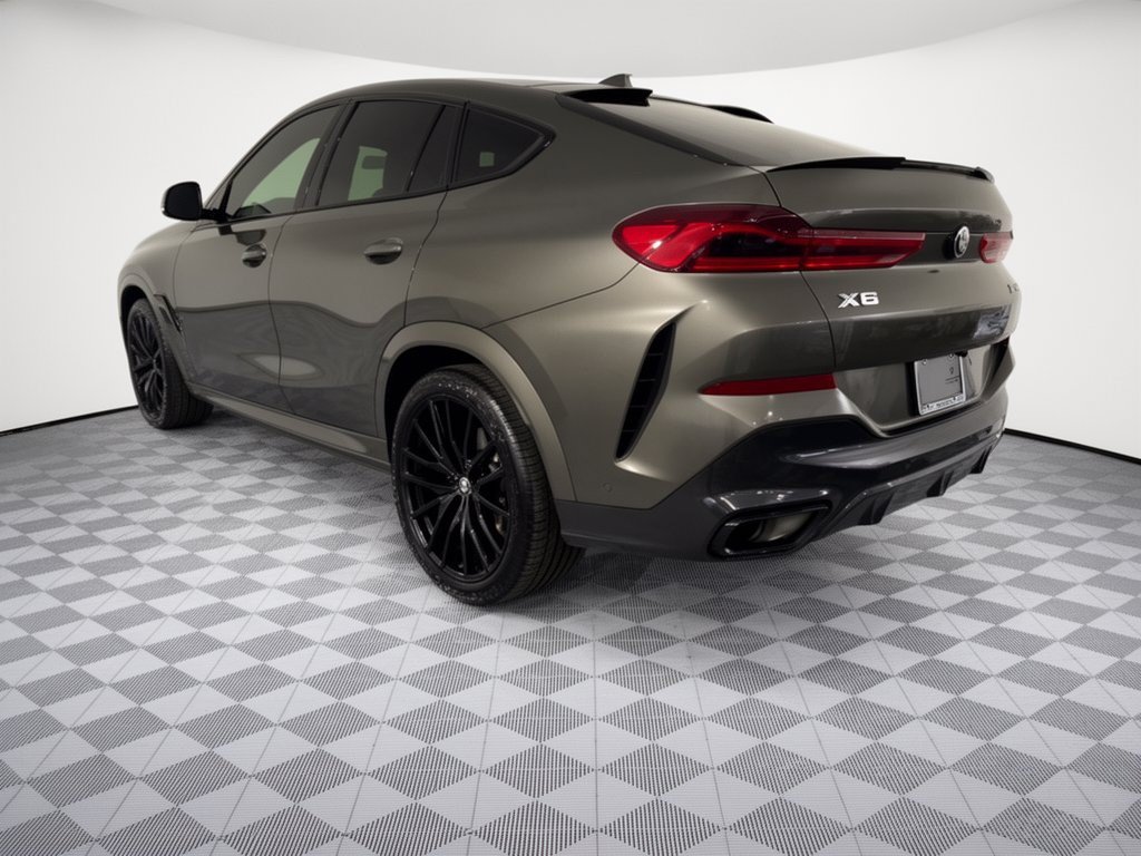 Used 2024 BMW X6 xDrive40i w/ Executive Package AWD/4WD image 3