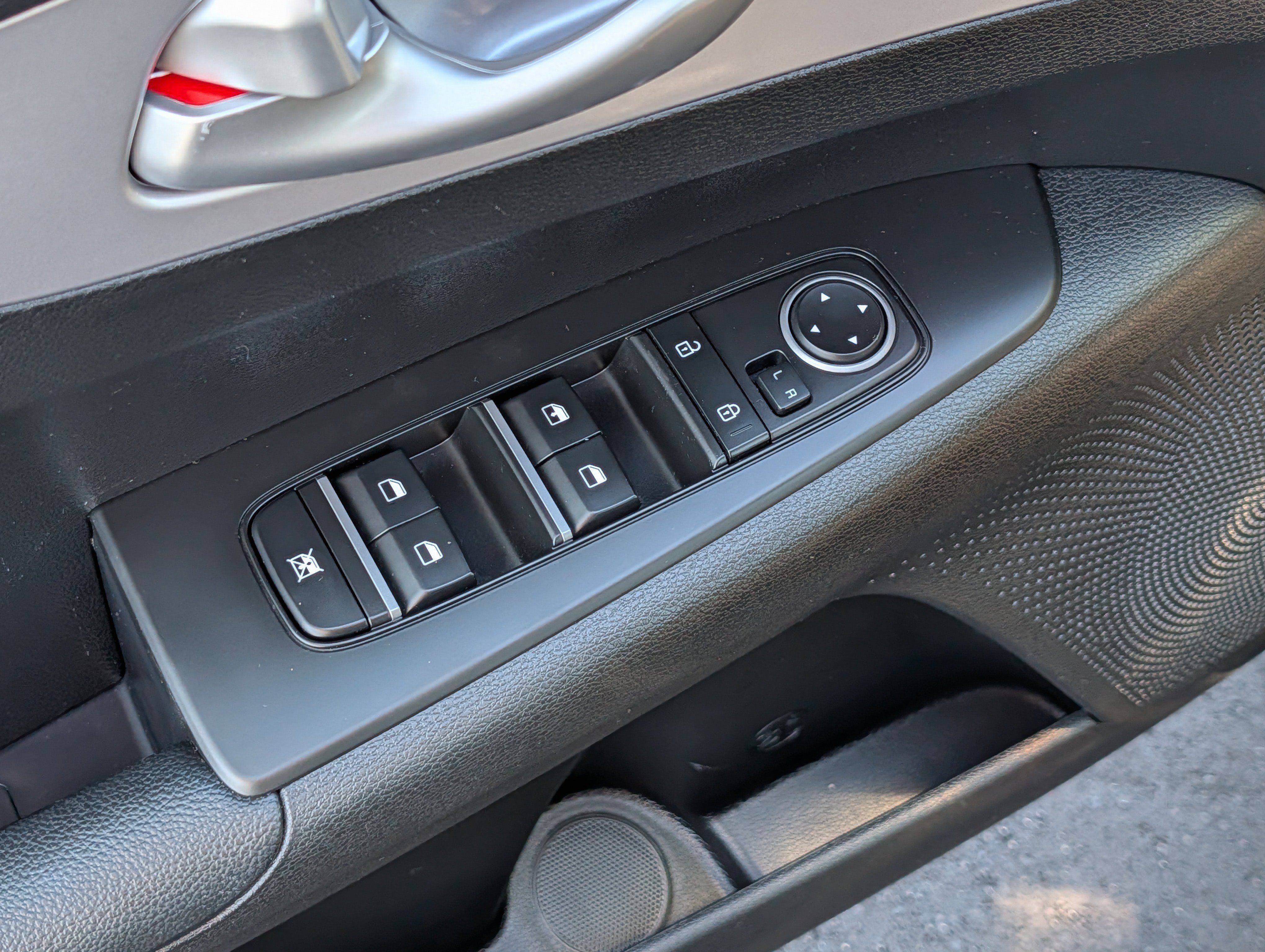 Certified 2024 Kia Forte LXS w/ LXS Technology Package FWD image 19